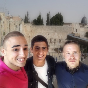 Jag möter israeliska araberna Yahya och Mohammad som berättar om Israel i "Unheard Israeli Voices"
