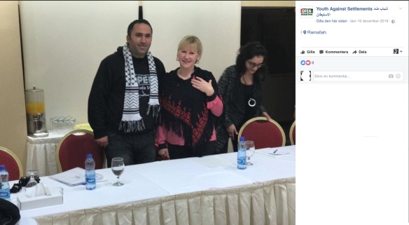 Issa Amro som står åtalad med 18 åtalspunkter mot sig och Sveriges utrikesminister Margot Wallström möttes i Ramallah. 